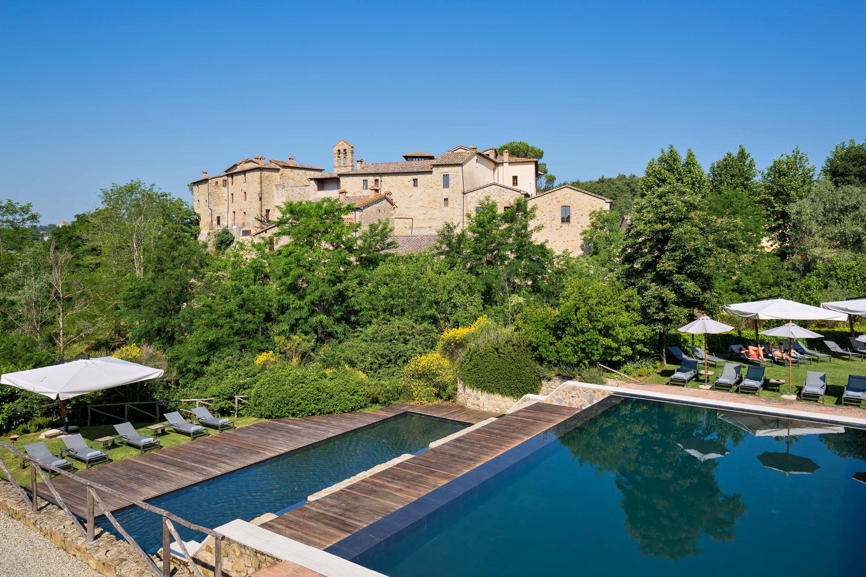 Castel Monastero - The Leading Hotels Of The World Кастельнуово-Берарденґа Екстер'єр фото